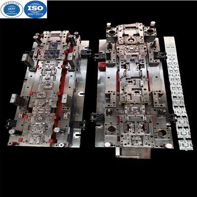 ورق فلزی مترقی می میرد